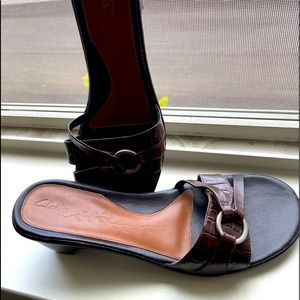 Clarks brown leather sandals